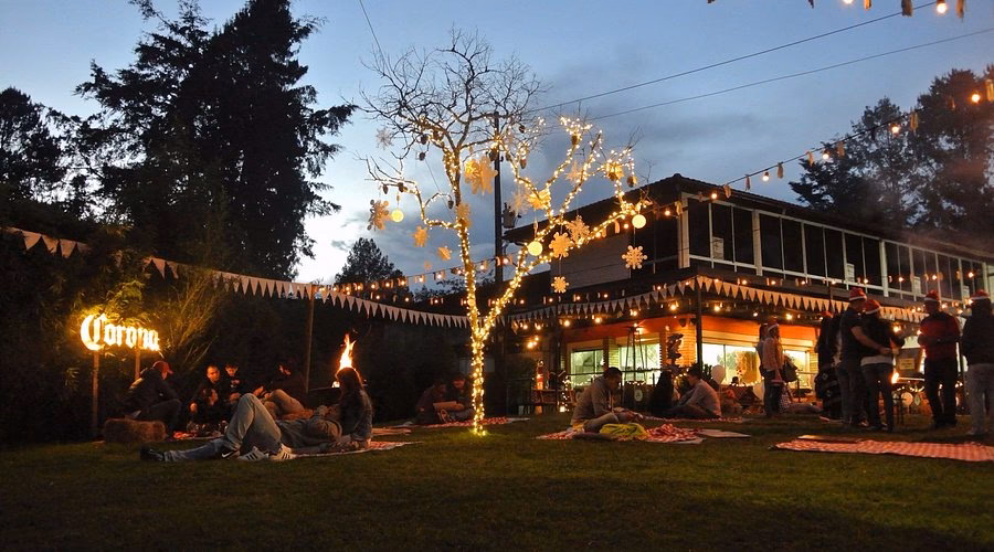 ¿Cómo se llama el restaurante de Maluma en Medellín, Colombia?