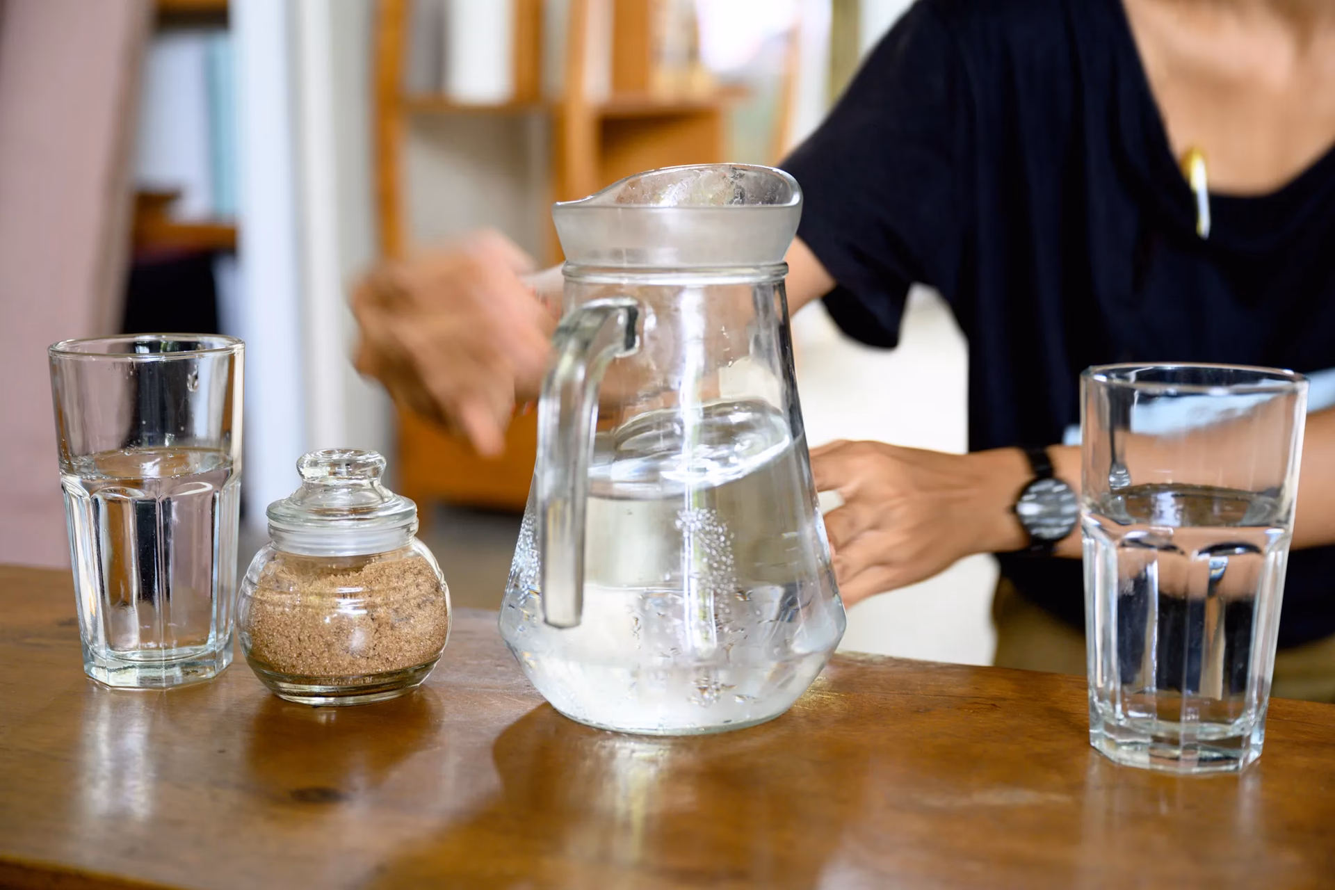 ¿Cuál es la Ley del vaso de agua?