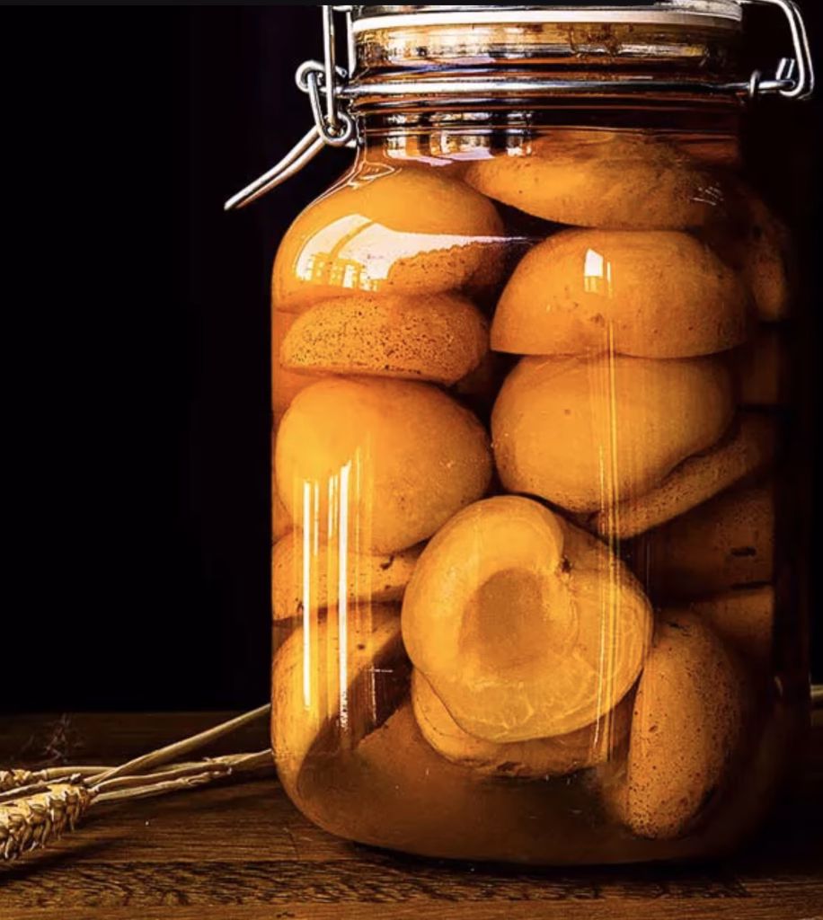 ¿Para qué se utiliza el alcohol etílico en alimentos?