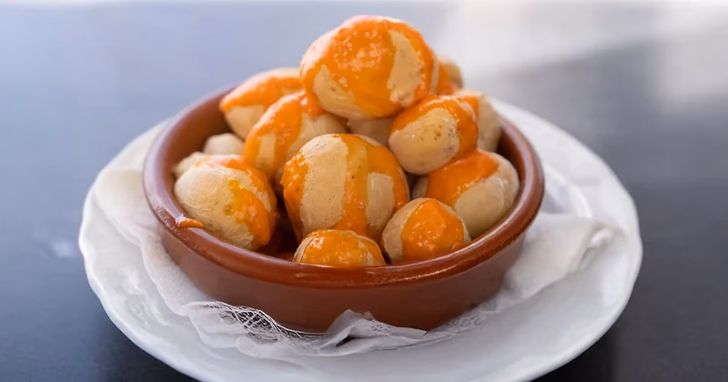 ¿Cuál es el origen de las papas arrugadas?