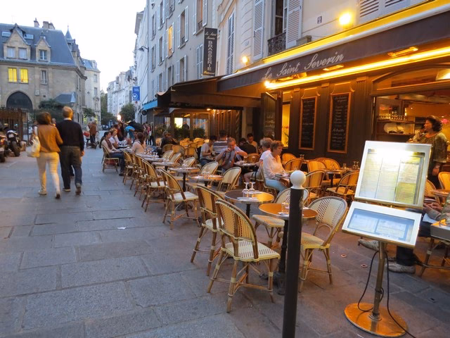 ¿Cuál es la calle más famosa del Barrio Latino de París?