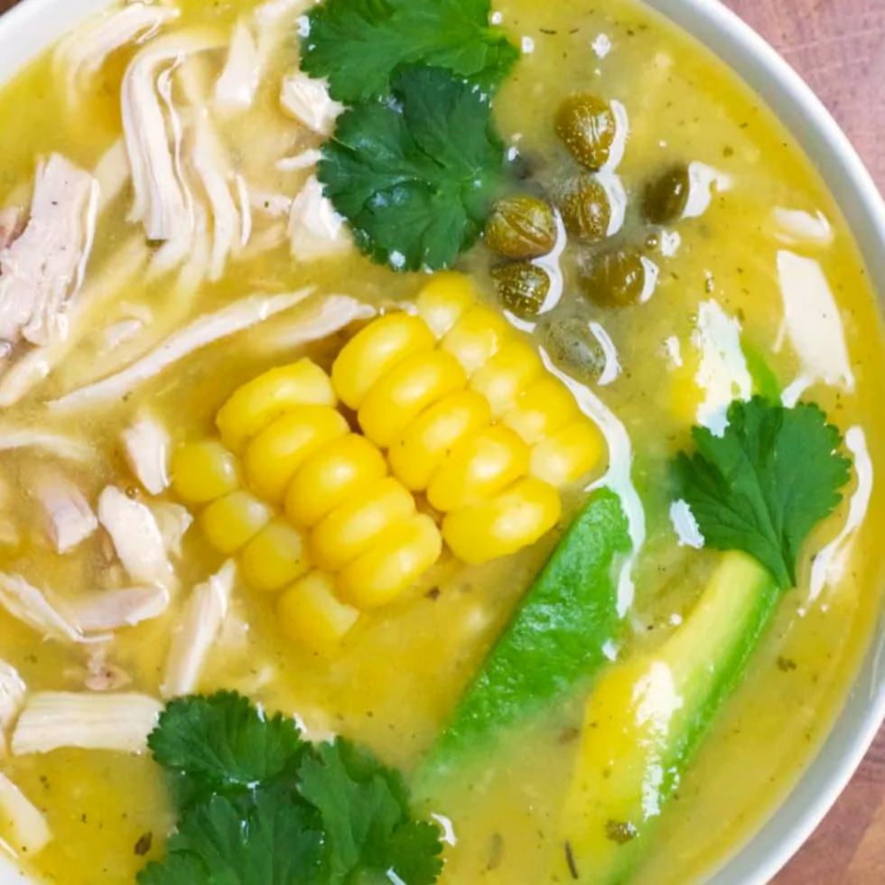 ¿Dónde se originó el caldo de pollo?