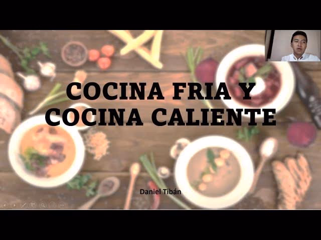 ¿Qué actividades se realizan en cocina caliente?