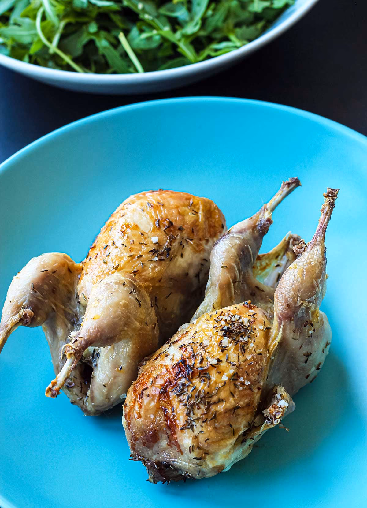 ¿Cómo se utiliza la codorniz en la gastronomía?