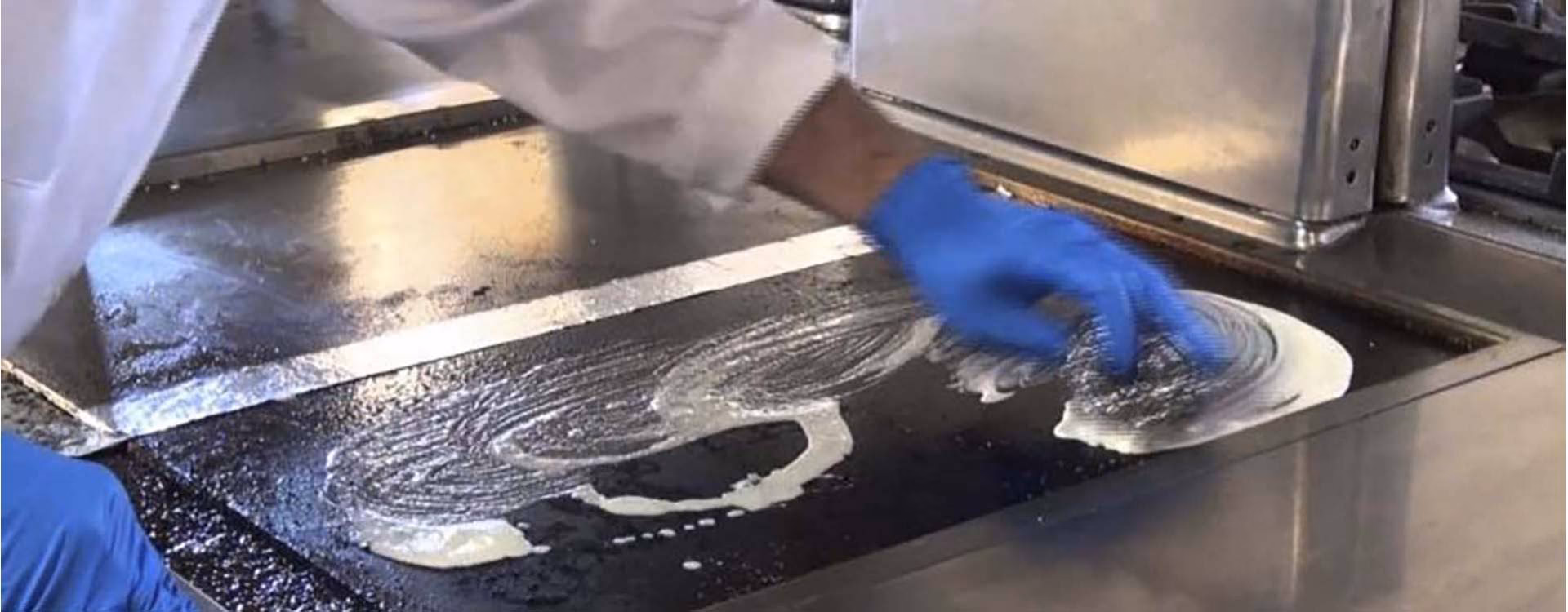 ¿Cómo quitar el sarro a una plancha industrial?