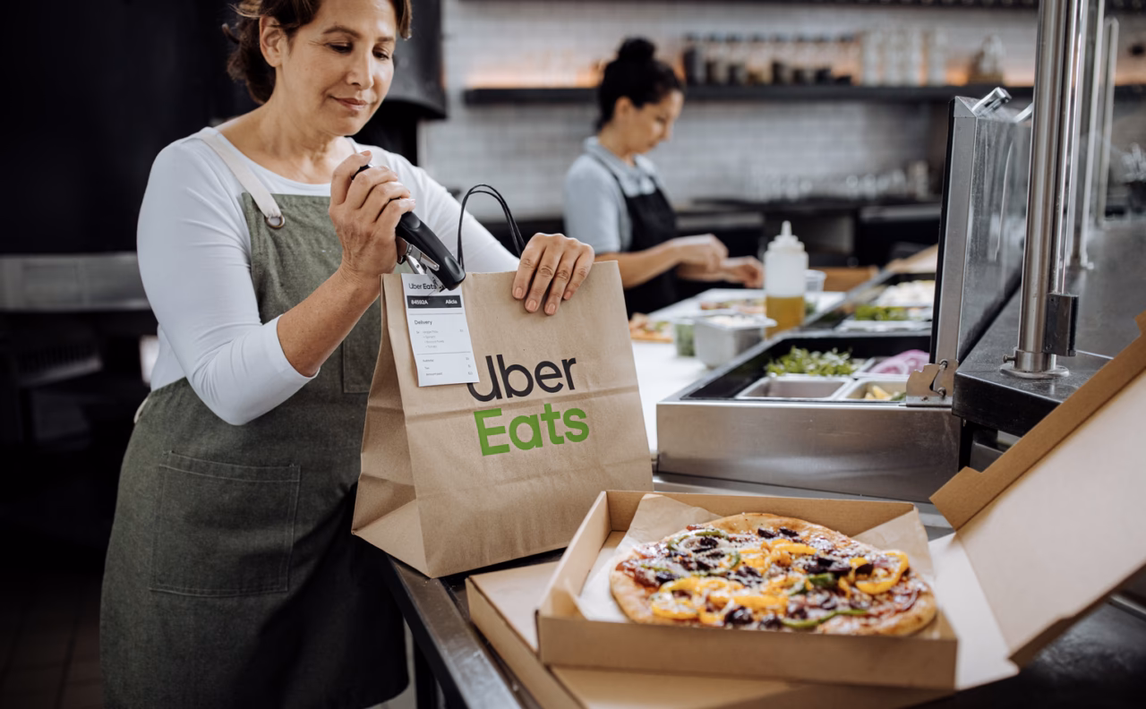 ¿Cuánto cuesta inscribir mi restaurante en Uber Eats?