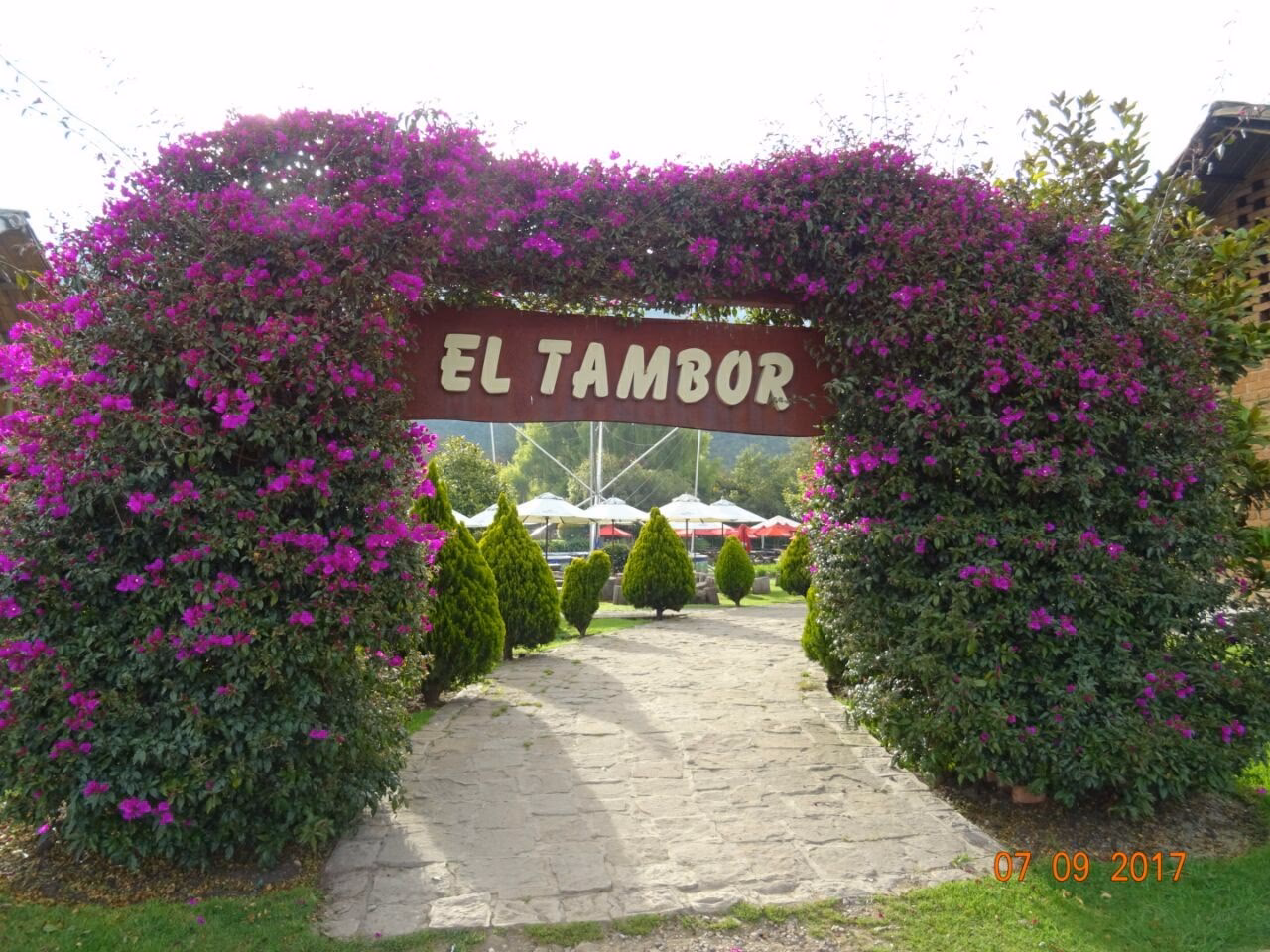 ¿Dónde puedo enviar mi hoja de vida para trabajar en ARA?