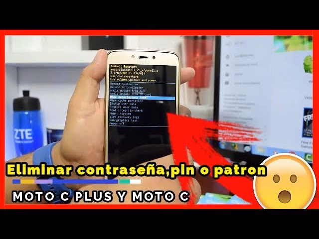 ¿Cómo reiniciar de fábrica un Motorola Plus?