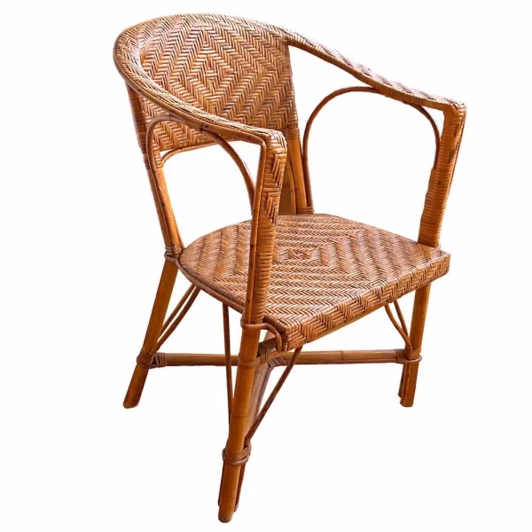 ¿Cómo devolverle la vida a una silla de mimbre?