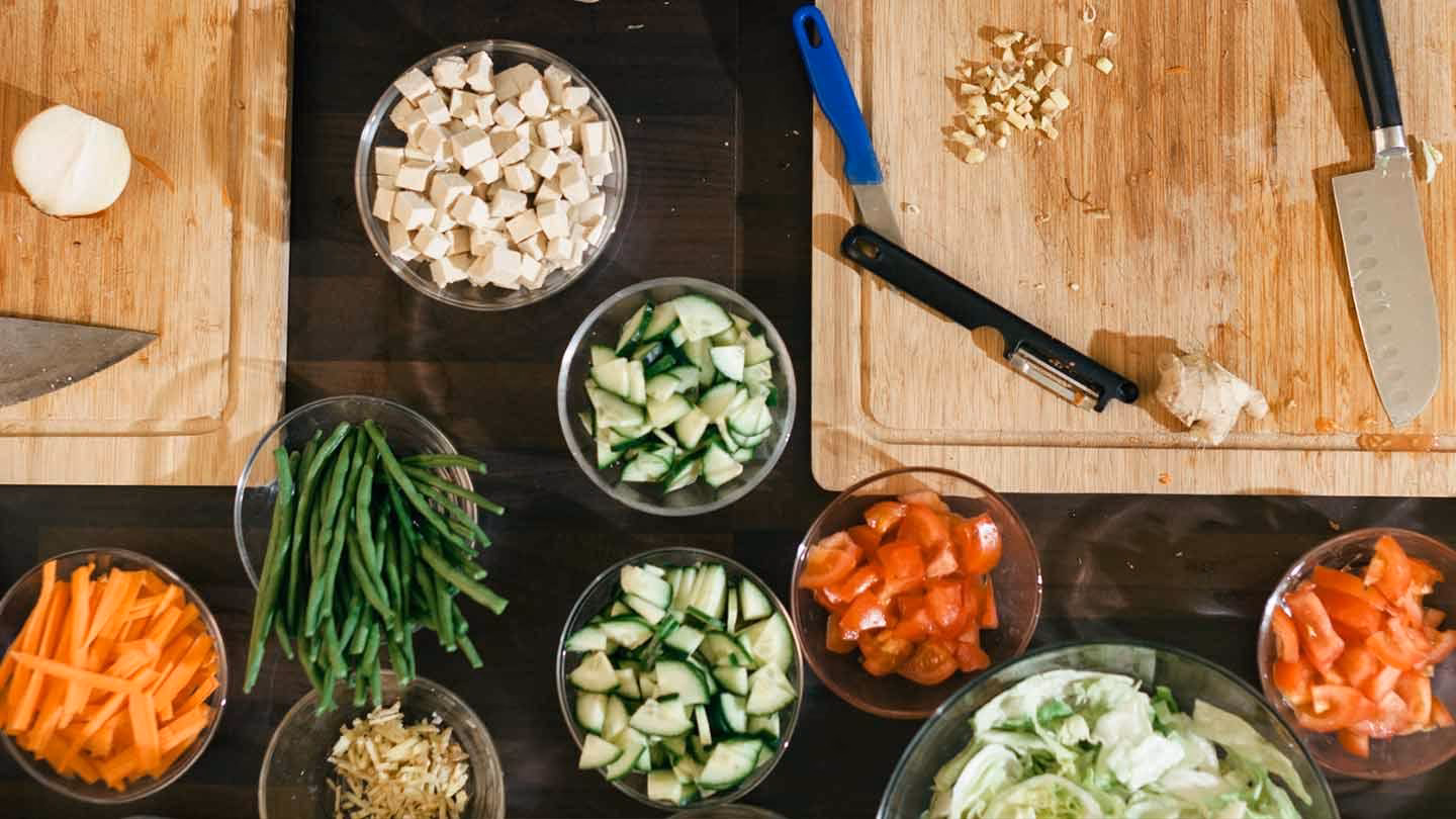 ¿Cómo se corta la macedonia?