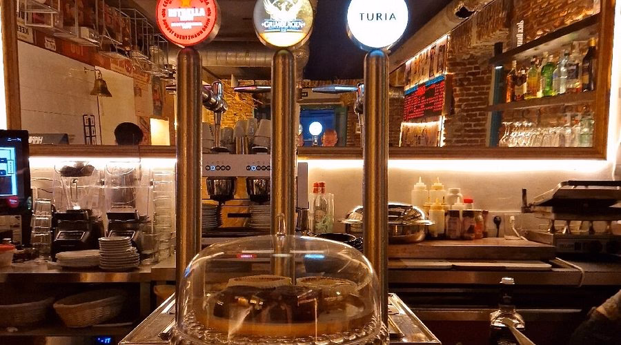 ¿Qué origen tiene el bar?