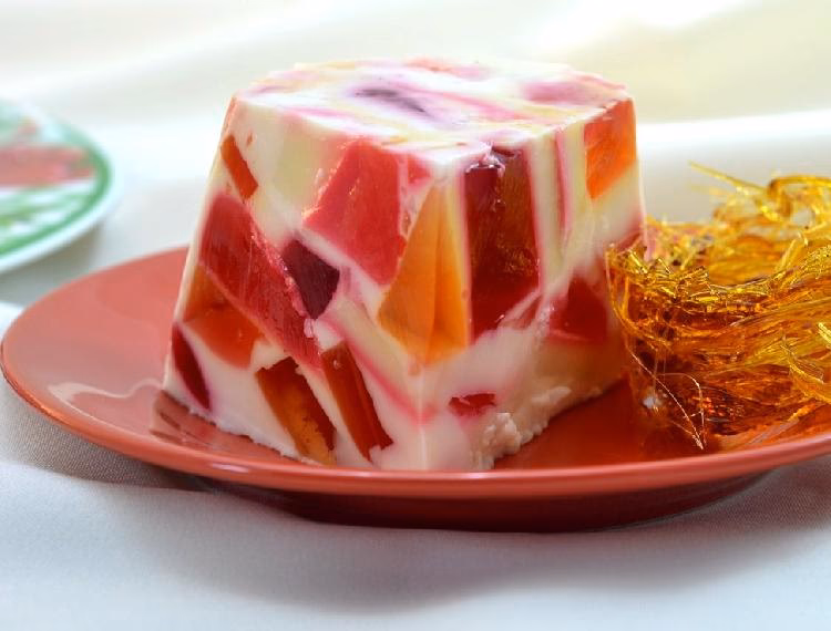 ¿Qué grupo alimenticio es la gelatina?