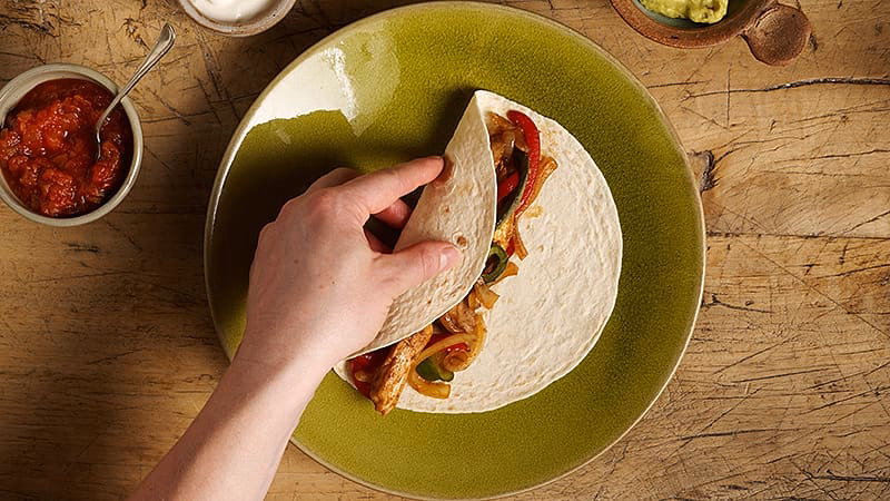 ¿Cómo doblar toallas para la cocina?