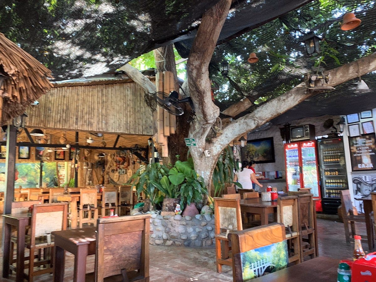 ¿Cómo se llama el restaurante de Silvestre Dangond?