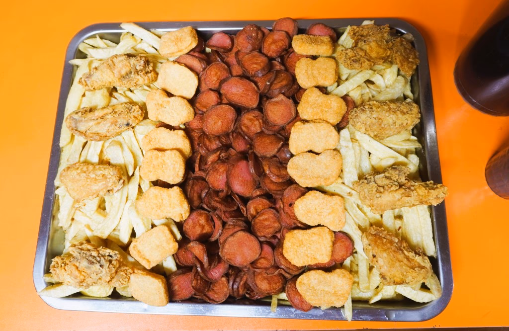 ¿Quién es el propietario del restaurante Dragon I?