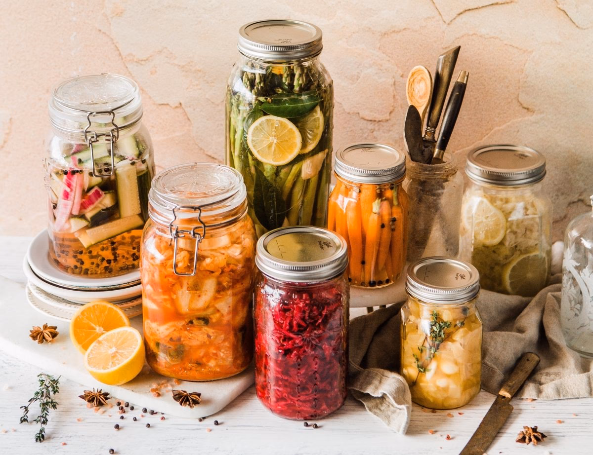 ¿Qué son los encurtidos en gastronomía?