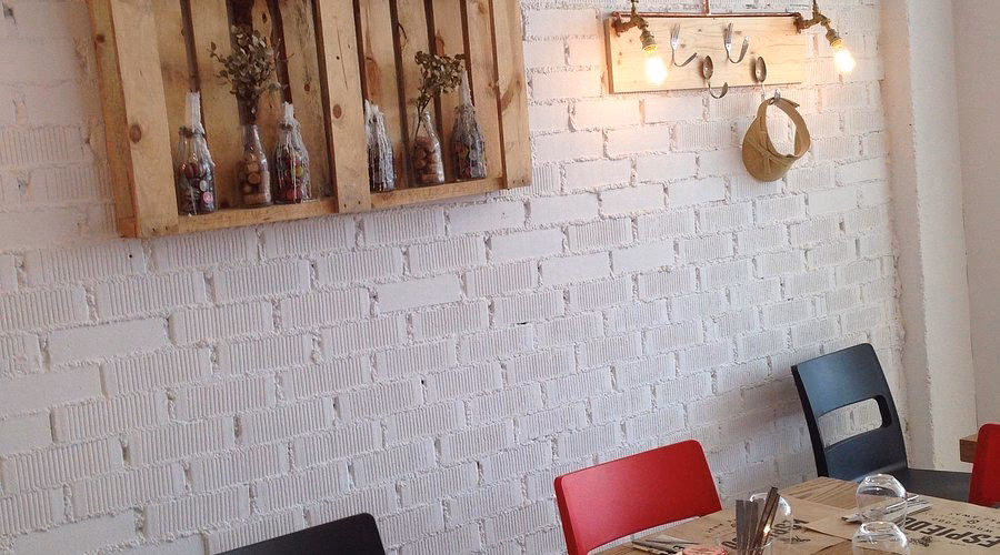 ¿Qué es el pollo al espiedo?