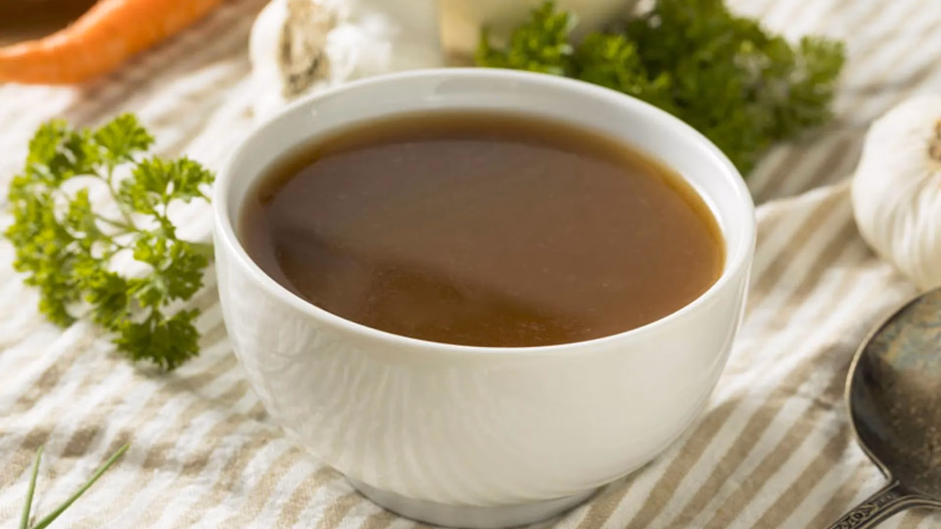 ¿Qué significa "fondo oscuro" en gastronomía?