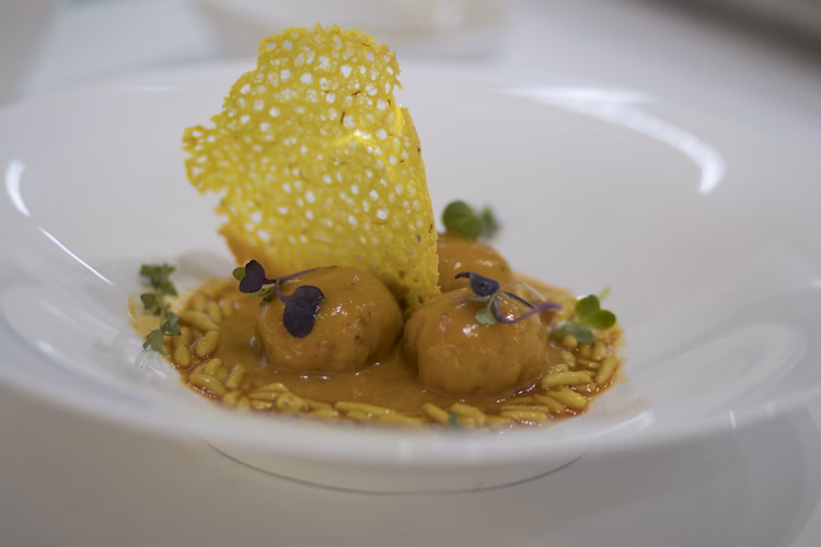 ¿Cuál es un plato típico de la región andina?