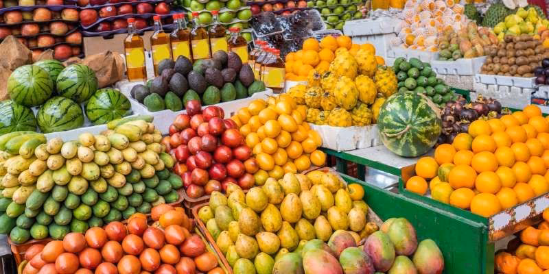 ¿Cuáles son 5 frutas tropicales?