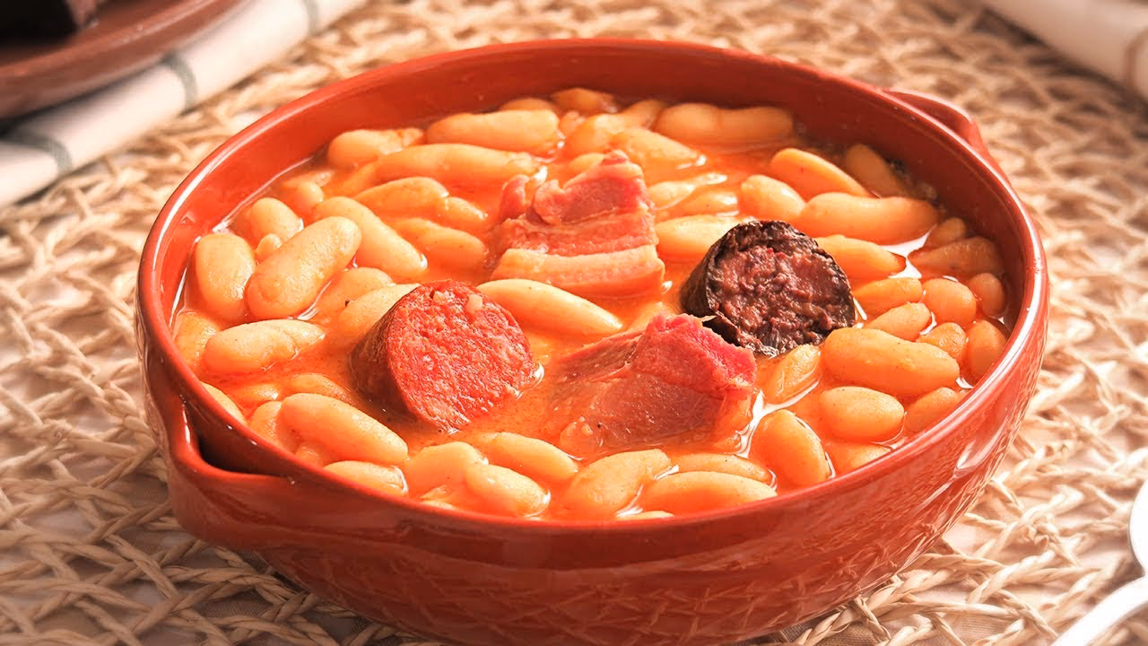 ¿Qué es la fabada en gastronomía?