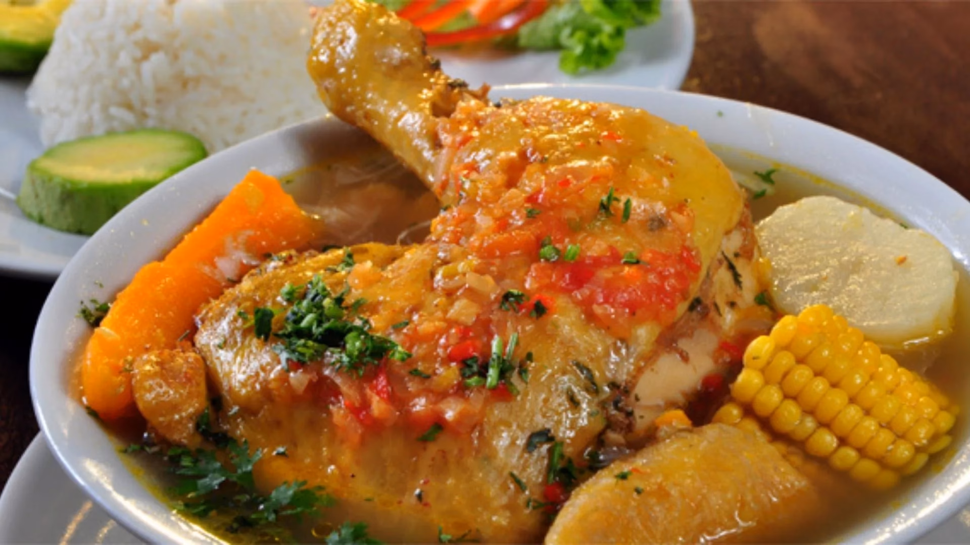 ¿Qué ingredientes lleva el sancocho de gallina?