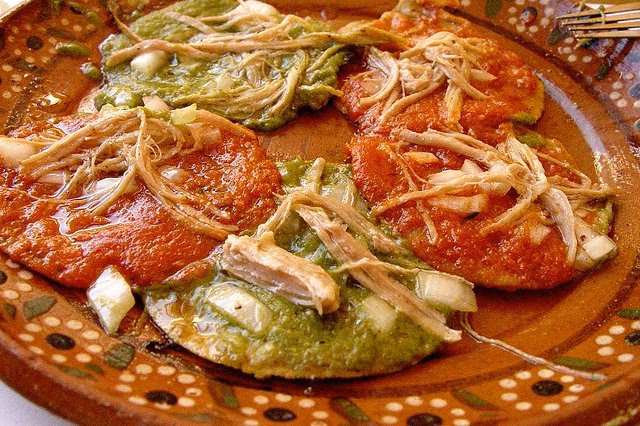 ¿Cuál es el platillo típico del estado de Puebla?