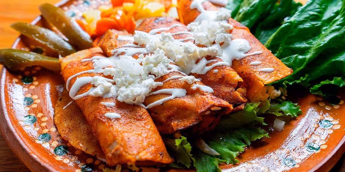 ¿Cuáles son algunos antojitos típicos de Querétaro?