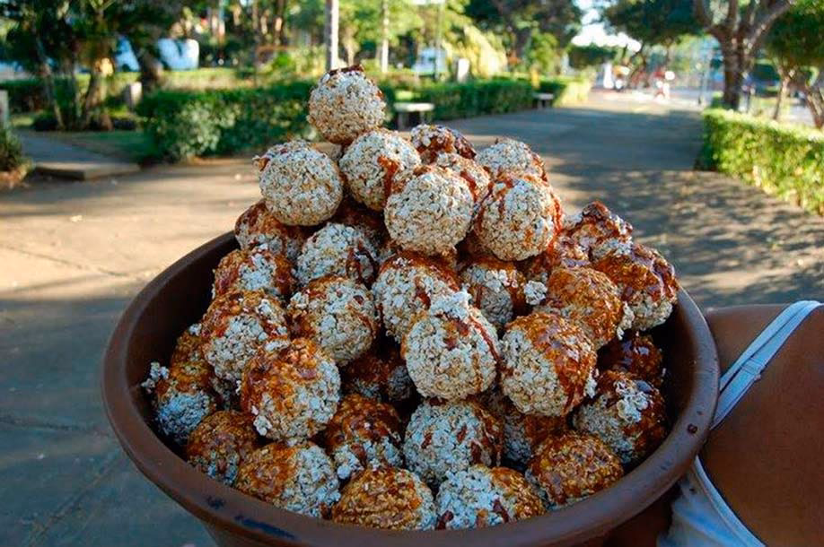 ¿Cuáles son los platos típicos del cantón Santa Lucía?