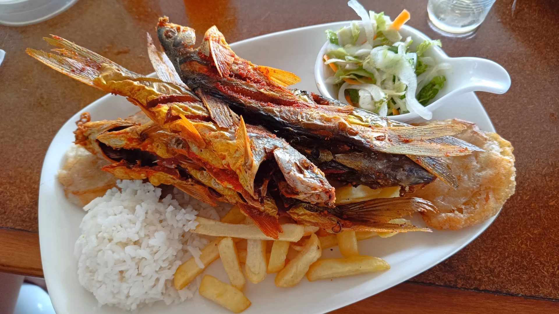 ¿Cuáles son algunos lugares turísticos en Honda?