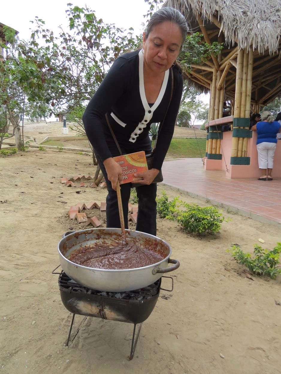 ¿Cuál es la historia de la pastelería Santa Elena?