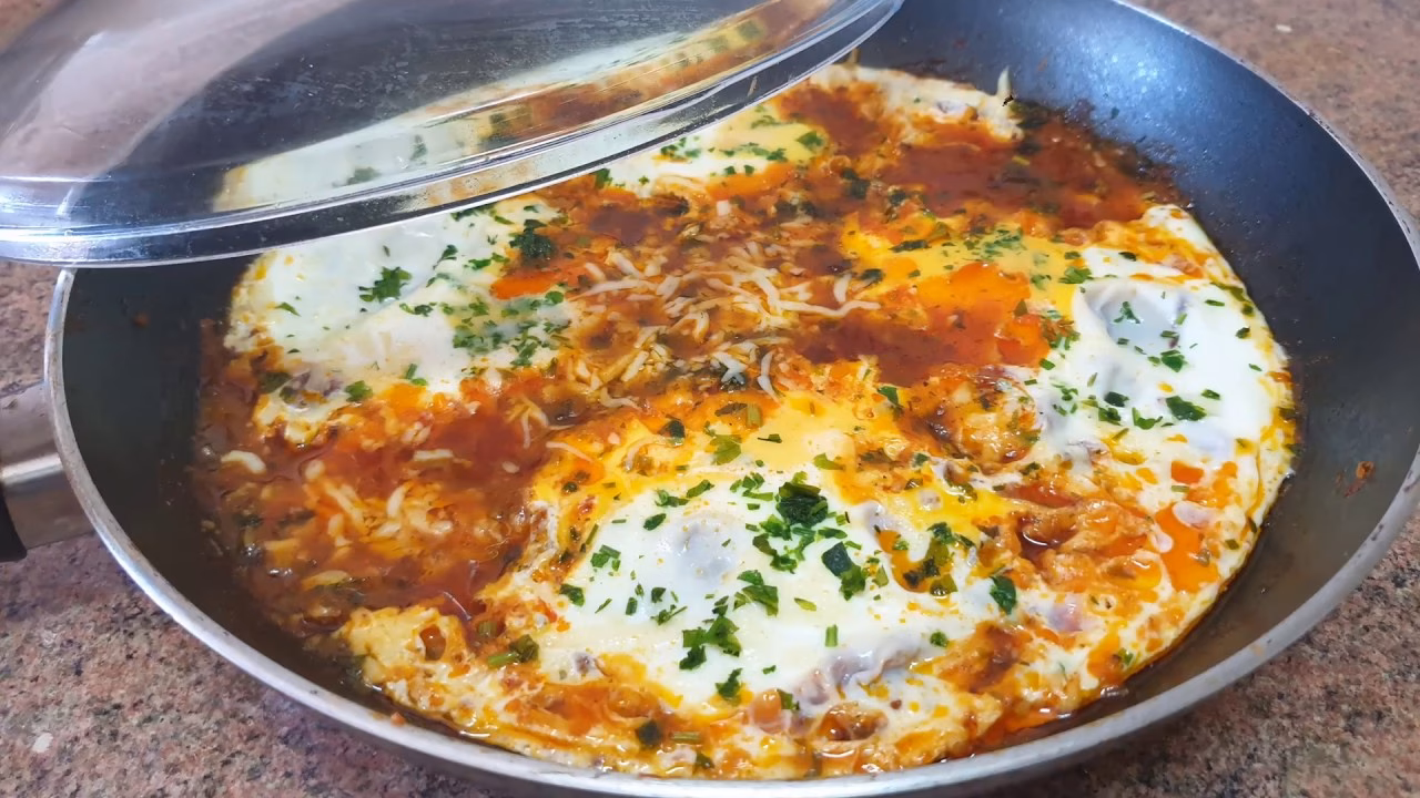 ¿Cuáles son algunos platos típicos de la cocina marroquí?