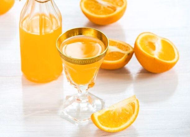 ¿Qué diferencia hay entre el aguardiente y el anís?