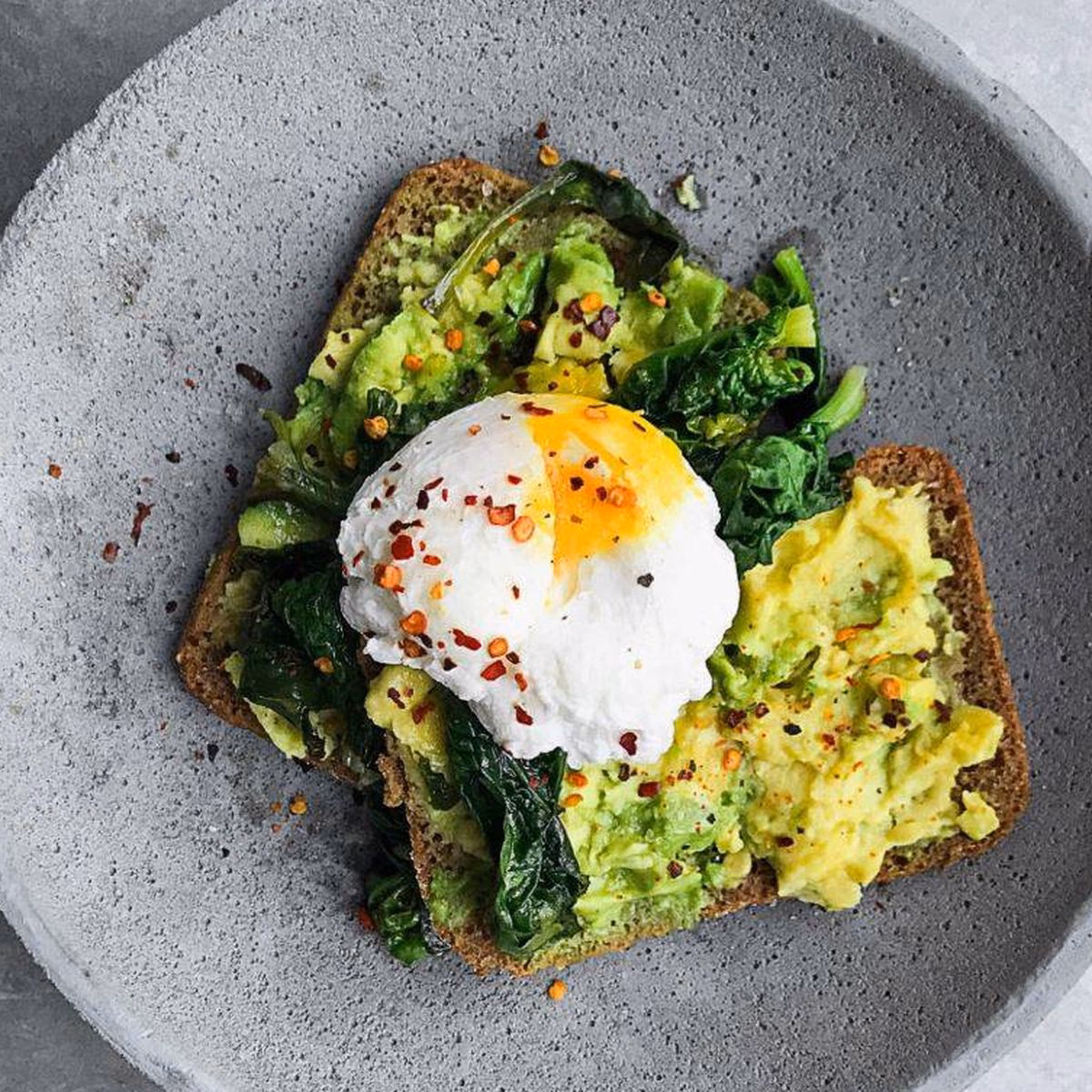 ¿Por qué se llaman huevos pochados?