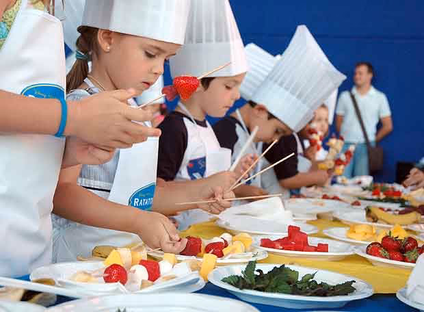 ¿Cuál es el objetivo de hacer recetas con niños?