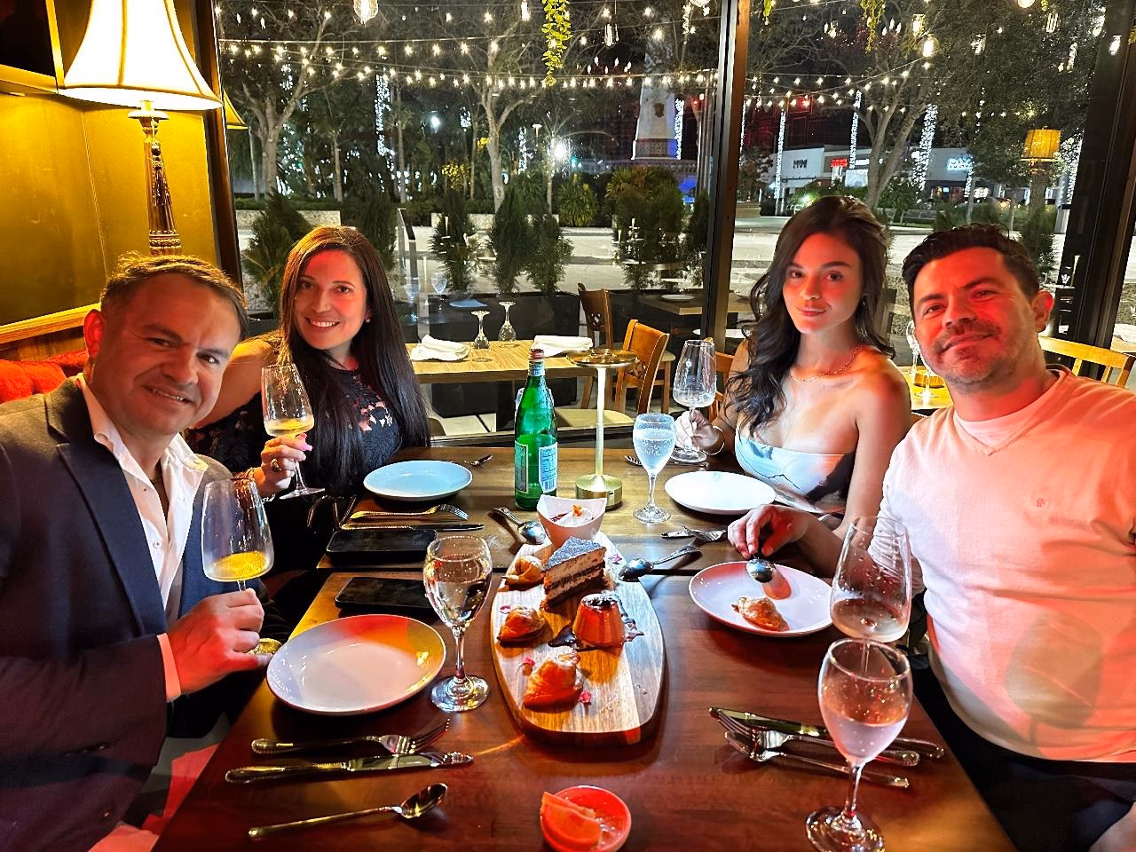 ¿Cómo se llama el restaurante de Piter Albeiro?