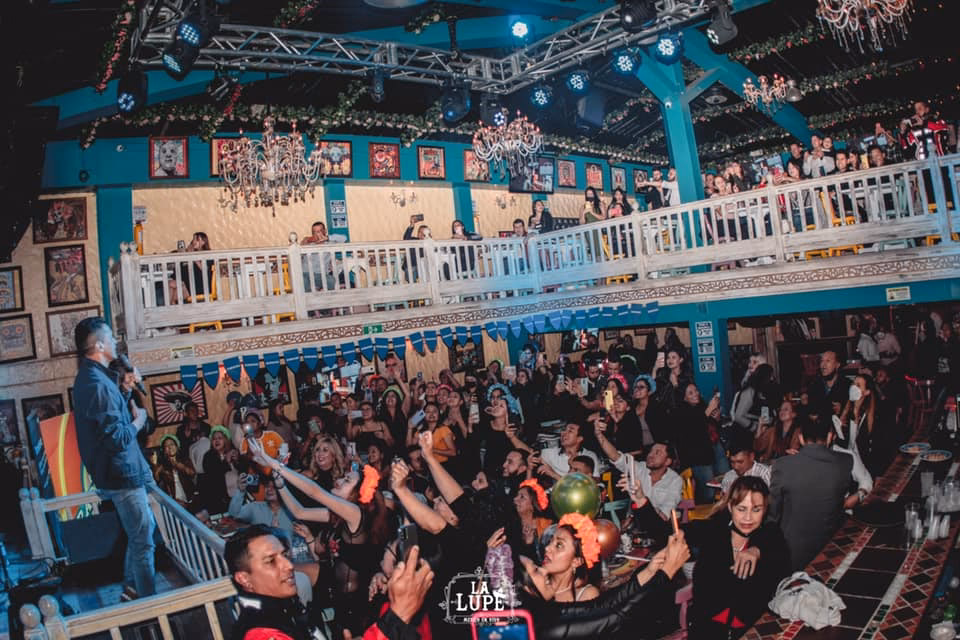 ¿Cómo se llama el restaurante de Lele?