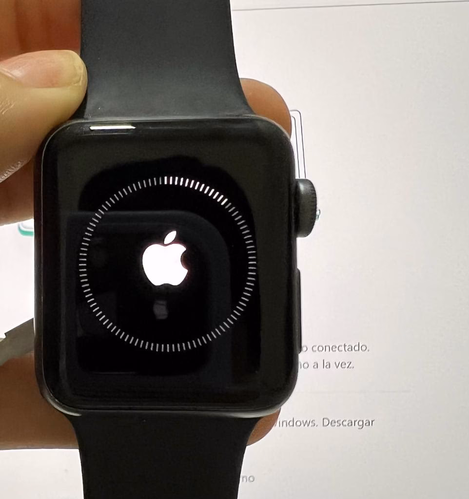 ¿Qué hacer si no puedo restablecer mi Apple Watch?