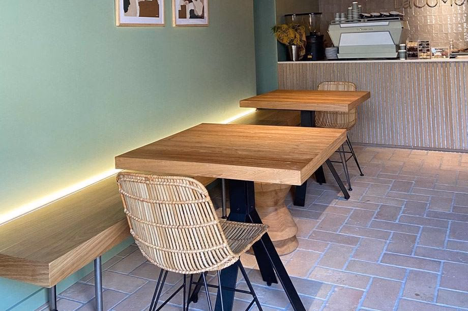 ¿Qué tipo de mesa es mejor para espacios pequeños?