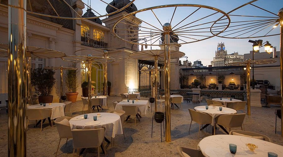 ¿Dónde trabaja Paco Roncero?