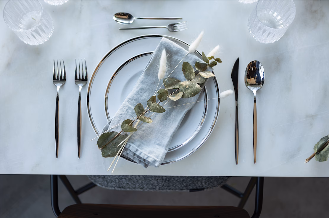 ¿Cuál es la diferencia entre menaje y vajilla?