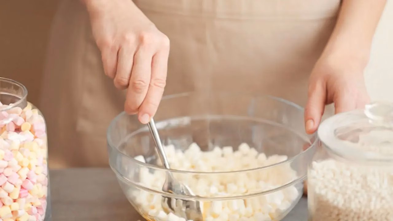 ¿Qué significa "amalgamar" en cocina?