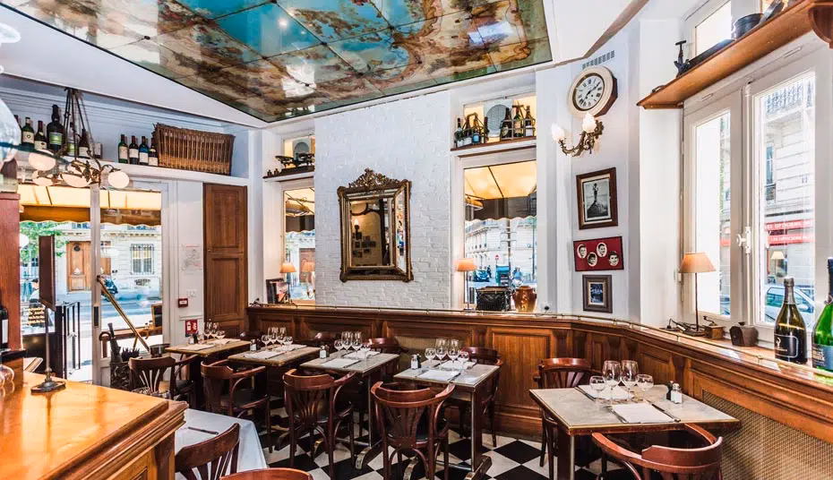 ¿Qué tipo de comida se sirve en un bistró?