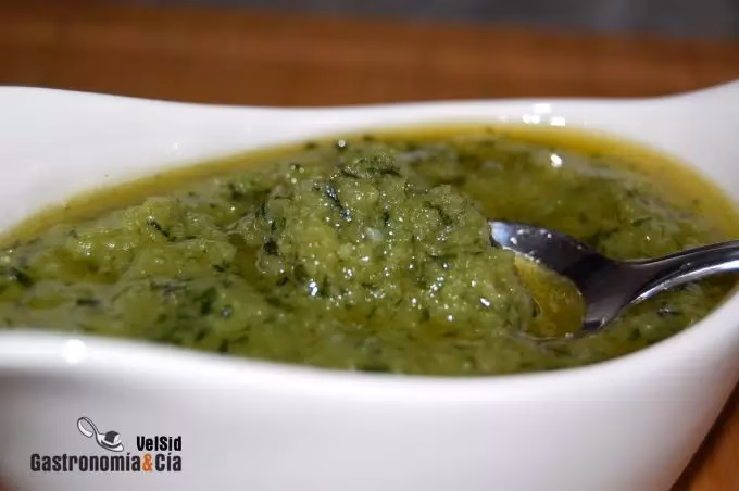 ¿Qué es el pesto y cómo se come?