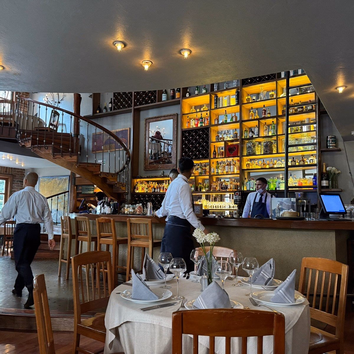 ¿Cuántos restaurantes hay en la zona metropolitana de Guadalajara?