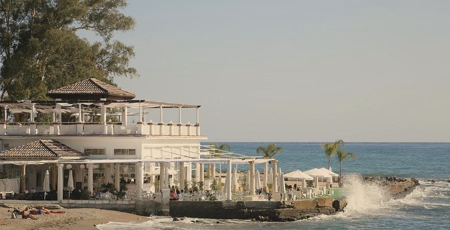 ¿Cuál es el horario de El Balneario en Baños del Carmen?