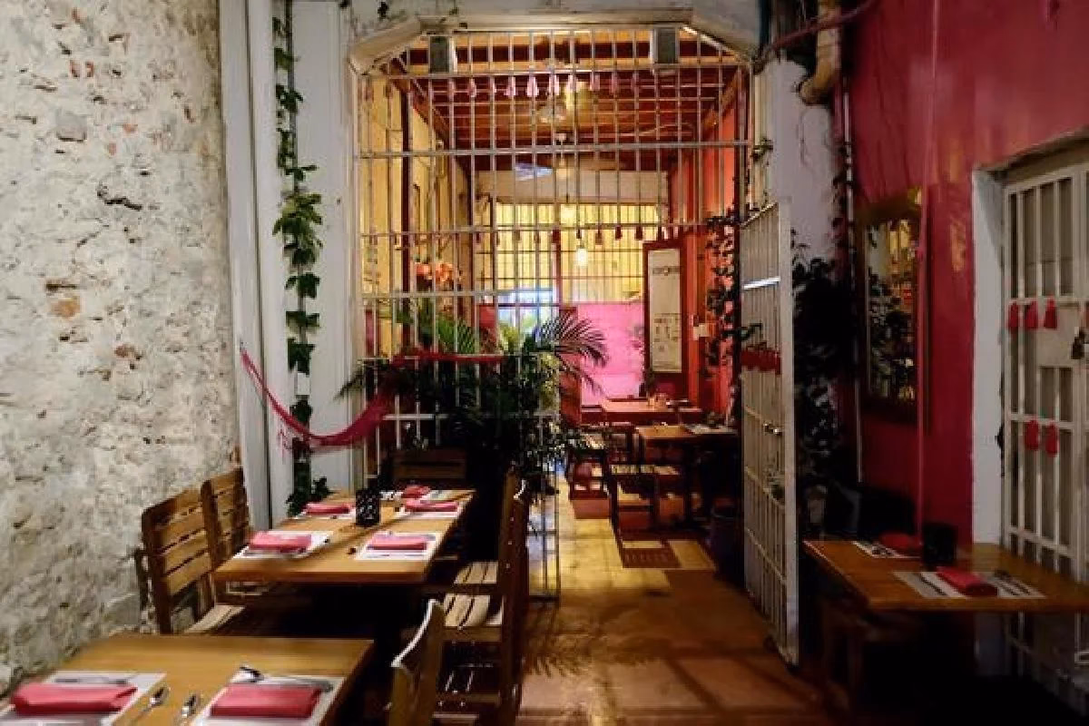 ¿Cuál fue el primer restaurante del mundo que funcionó en una cárcel de mujeres?