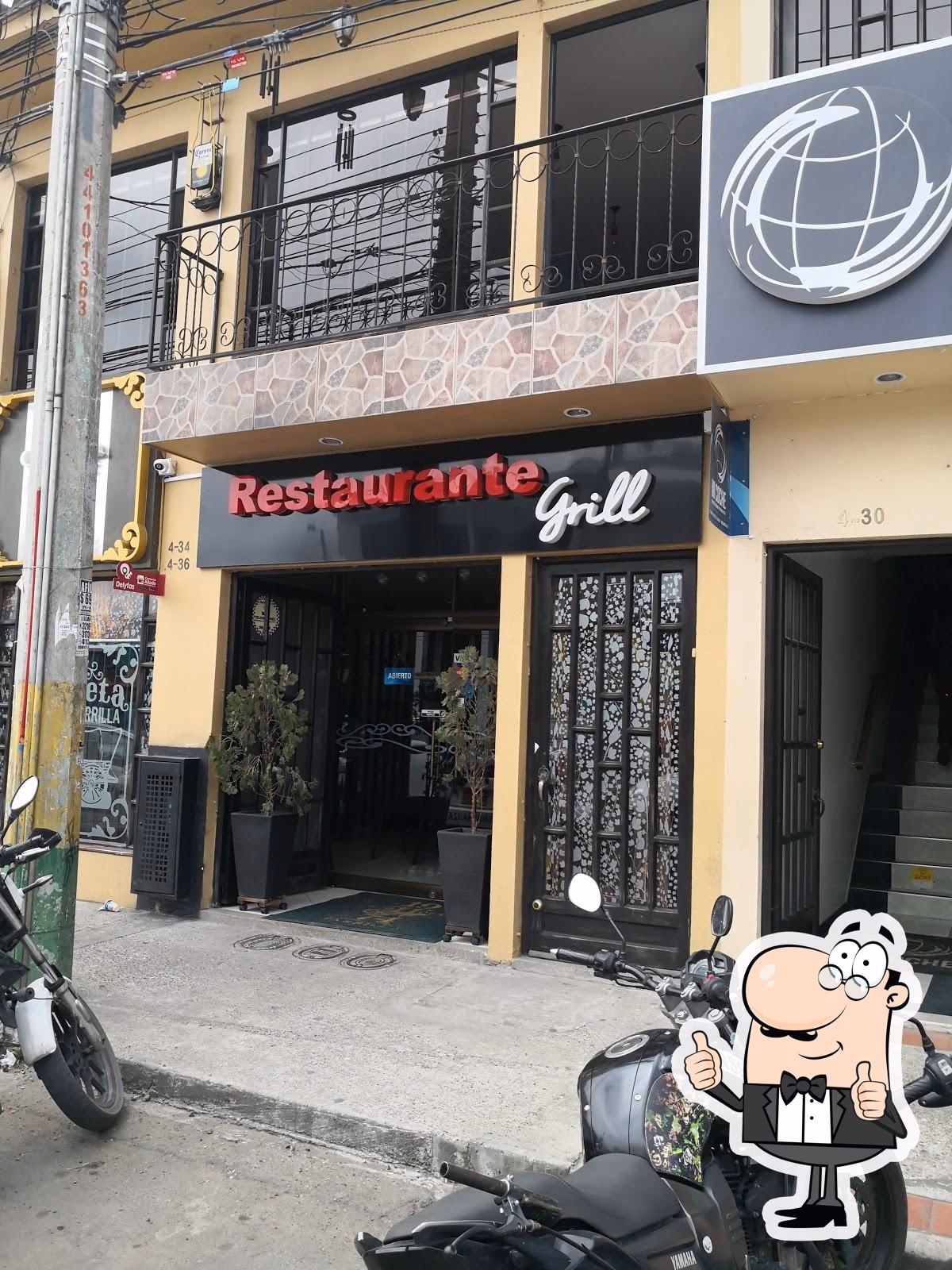 ¿Quién es el dueño del restaurante La Carreta?