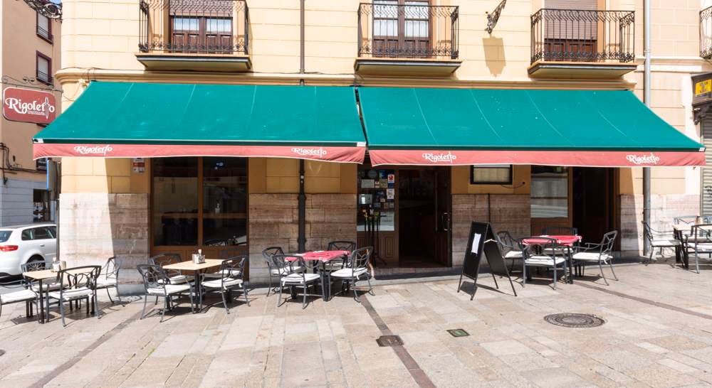 ¿Cuál es el horario de Rigoletto?