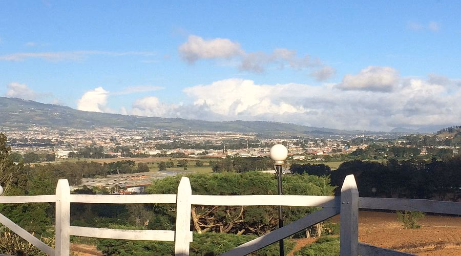 ¿Dónde ver el atardecer en Cartago?